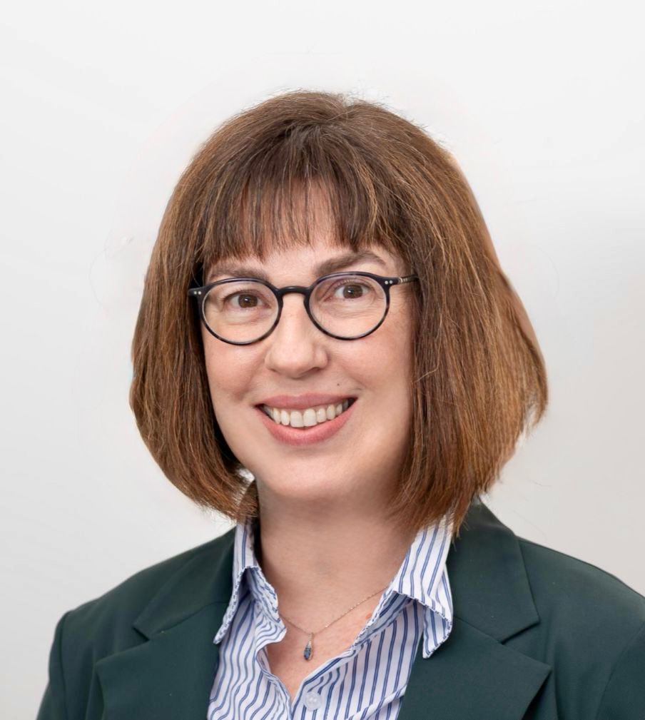 Dr Tamar Landau V content-image